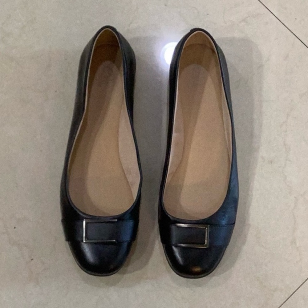 Easy Spirit E360. ESJIVANTA Women's Casual Flats, Black Leather Sz 10M